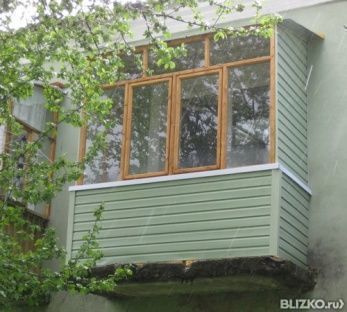 Остекление балконов и лоджий деревянными окнами дома серия П-3М