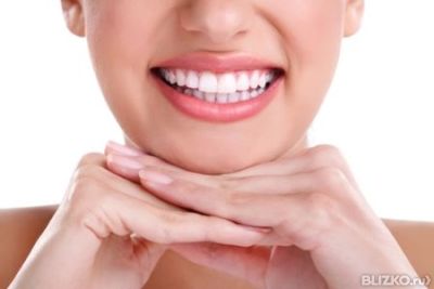 Циркониевая коронка на имплантате Dentis