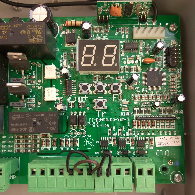 Pcb sw. Дорхан блок управления PCB-SW. Дорхан плата управления PCB SW. DOORHAN блок PCB. Блок управления распашными воротами DOORHAN 220.