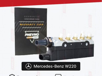 Блок клапанов пневмоподвески Mercedes W220 оригинал