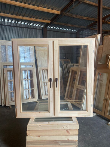 Деревянное окно со стеклопакетом ОДСП 1200х1200