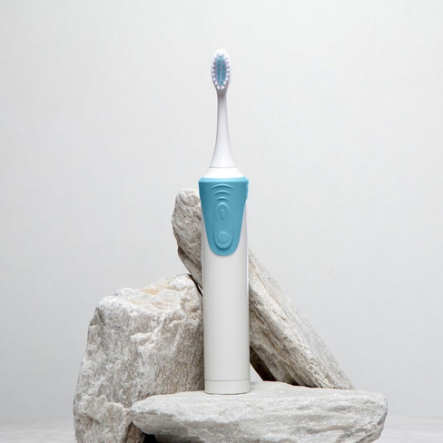Электрическая зубная щетка luazon lp-009, вибрационная, 8500 дв/мин, 4 насадки, 2хаа, синяя Luazon Home
